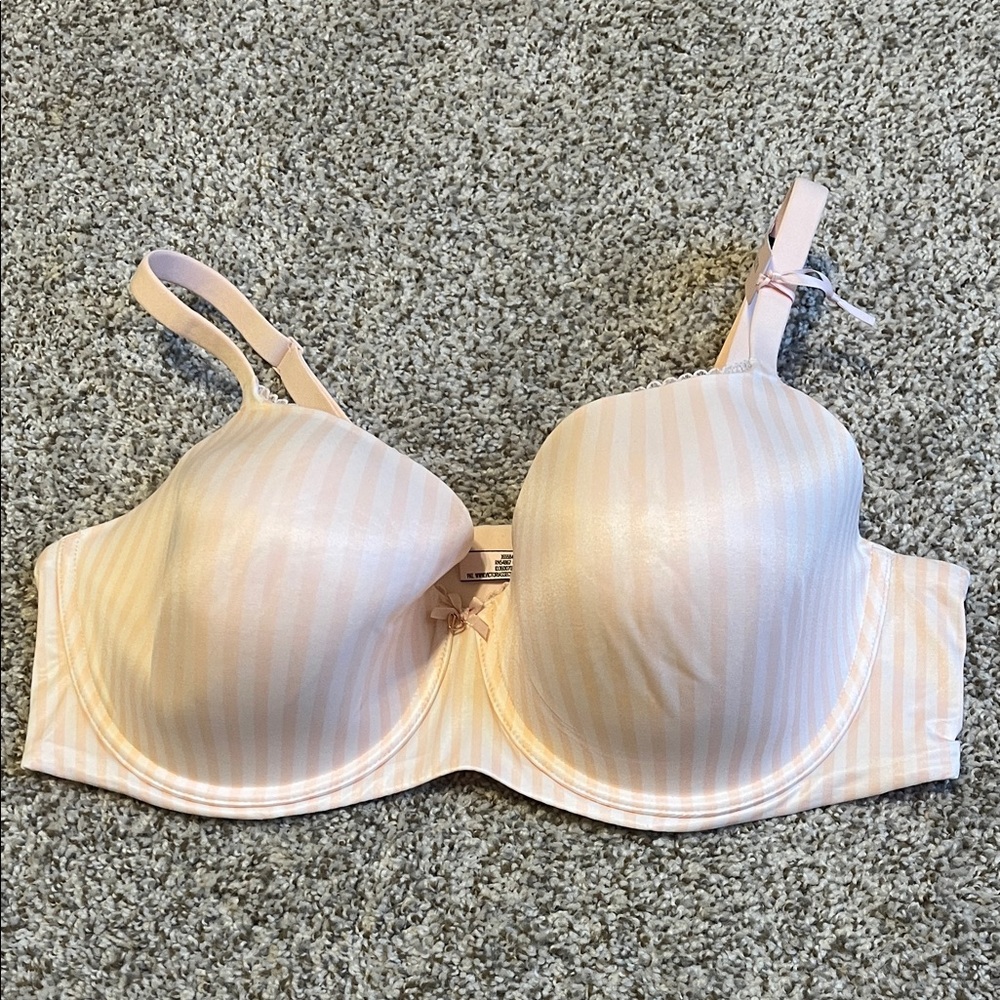 Victoria's Secret Pale Pink Striped Lined Demi Bra